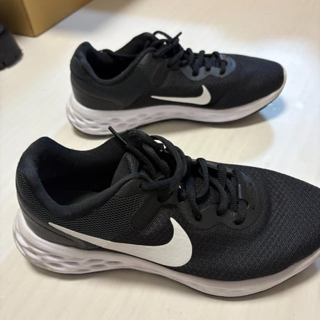NIKE レボリューション ランニングシューズ ブラック 23.5cm USED