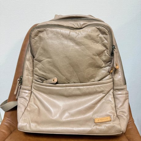 Dakota ダコタ ベージュ レザー リュック 中型