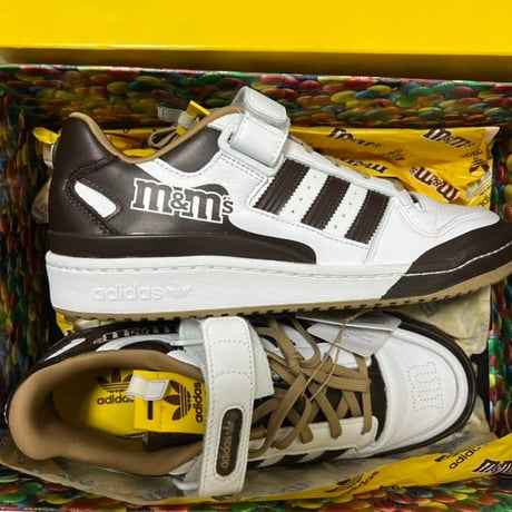 新品未使用 adidas M&M コラボ　スニーカー　27cm 限定