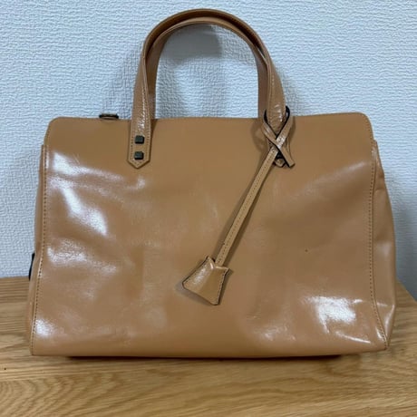 キャメル レザー ハンドバッグ ブラウン