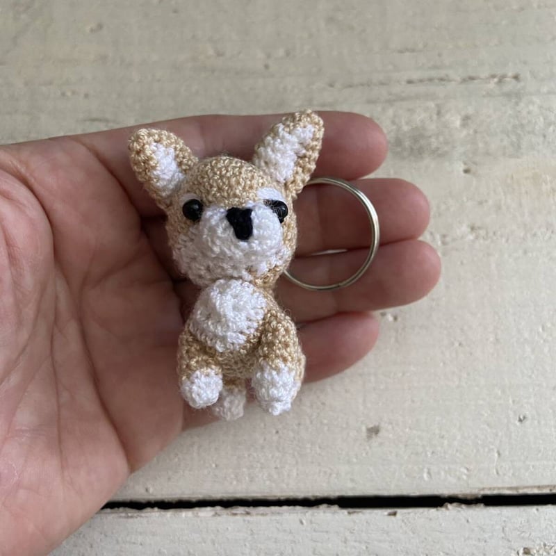 ハンドメイド 編みぐるみ ちわわ チワワ 犬 キーホルダー | NOIR BLANC