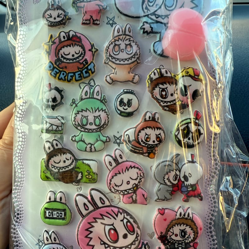 1/4再販開始】キャラクターおしりシール（全3種） | NOIR BLANC