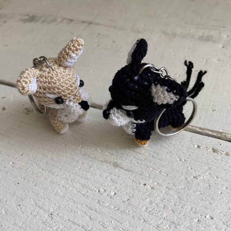 ハンドメイド 編みぐるみ ちわわ チワワ 犬 キーホルダー | NOIR BLANC