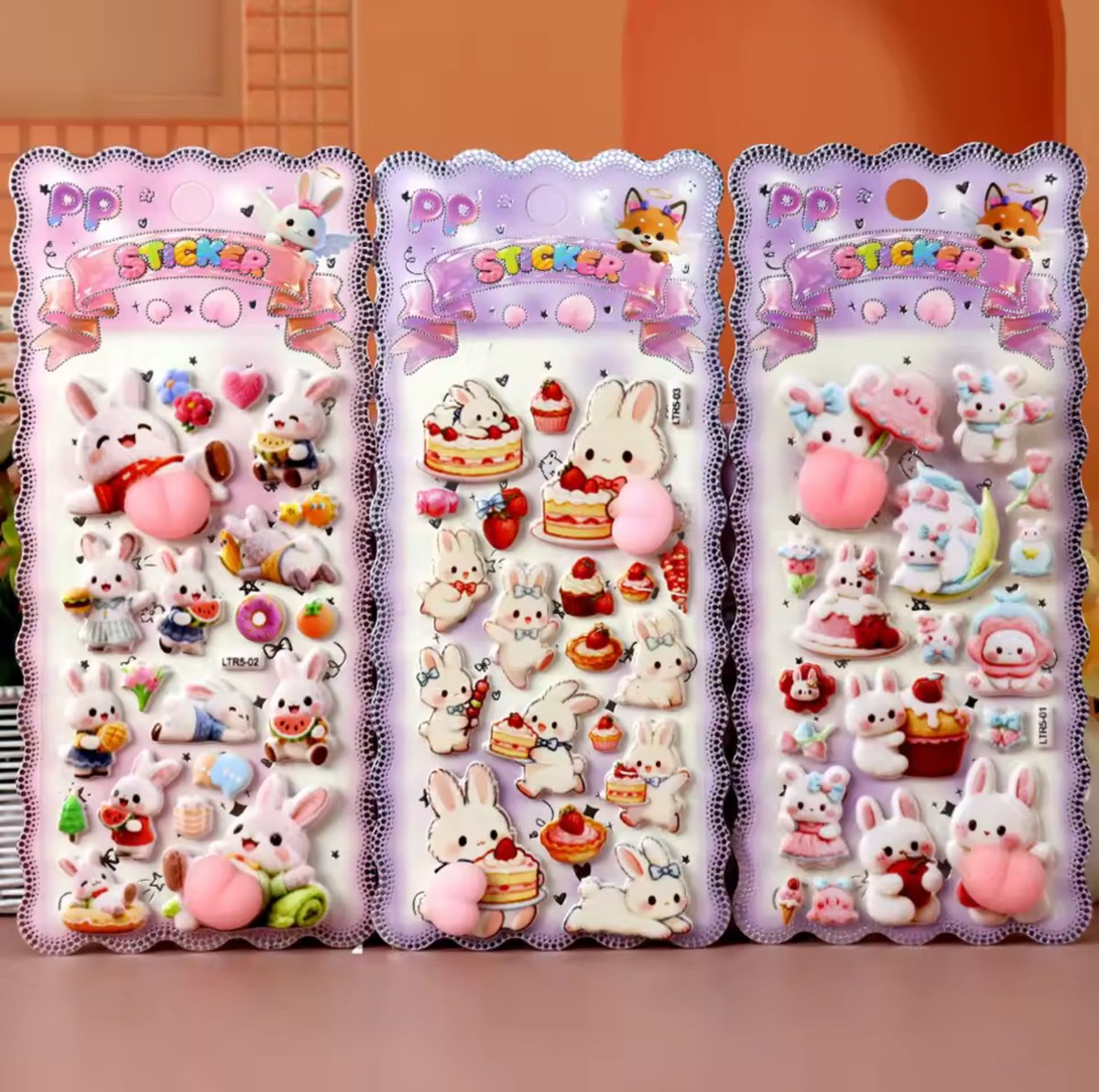 DORO 三層トースト　うさぎ　激レア　タグ付き　ステッカー付き　完品 海外製］【1/4再販開始】うさぎ・3Dおしりシールステッカー (全3種