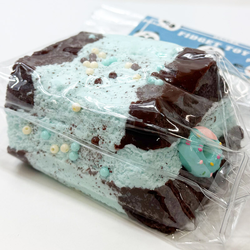 3月下旬入荷予定】クリーミースクイーズ チョコミントケーキ おもちゃ