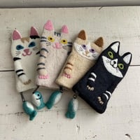 オリジナル 羊毛 フェルト ねこ ネコ 猫 三毛猫 ポーチ フェアトレード