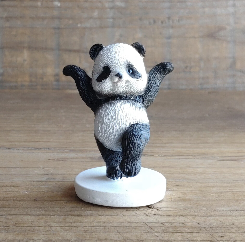 可愛らしいパンダのオブジェシリーズ 『修行六兄弟、六男坊』 | NOIR BLANC