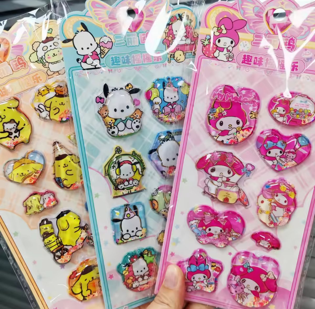 1/3販売開始】キャラクター3Dシェイクステッカー （全6種類） | NOIR BLANC