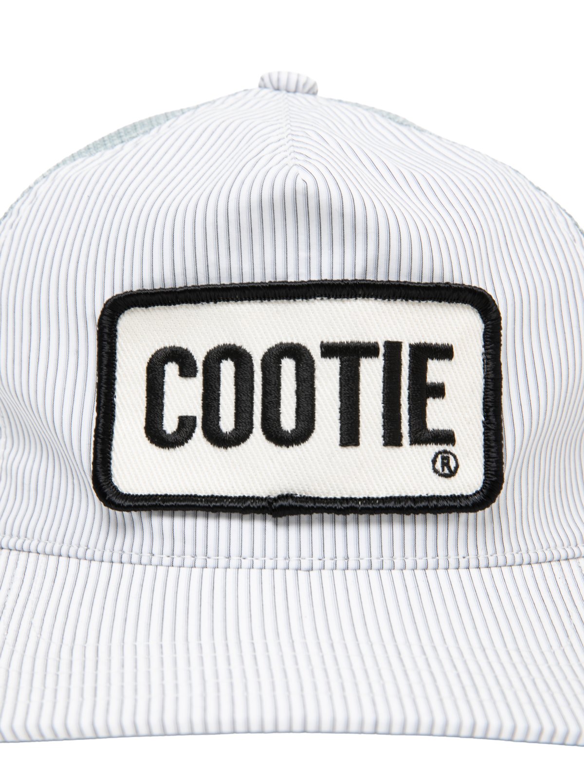 𝐂𝐎𝐎𝐓𝐈𝐄 | Stripe Broad 5 Panel Mesh Cap | White