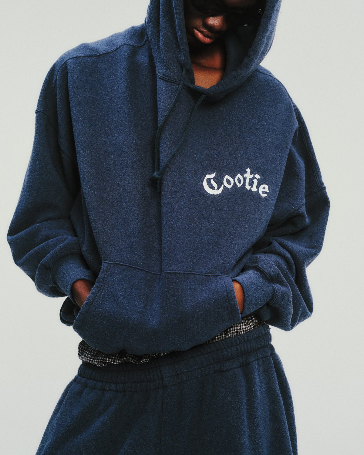 𝐂𝐎𝐎𝐓𝐈𝐄 | Venice Sweat Crew | Black | Work In Pr