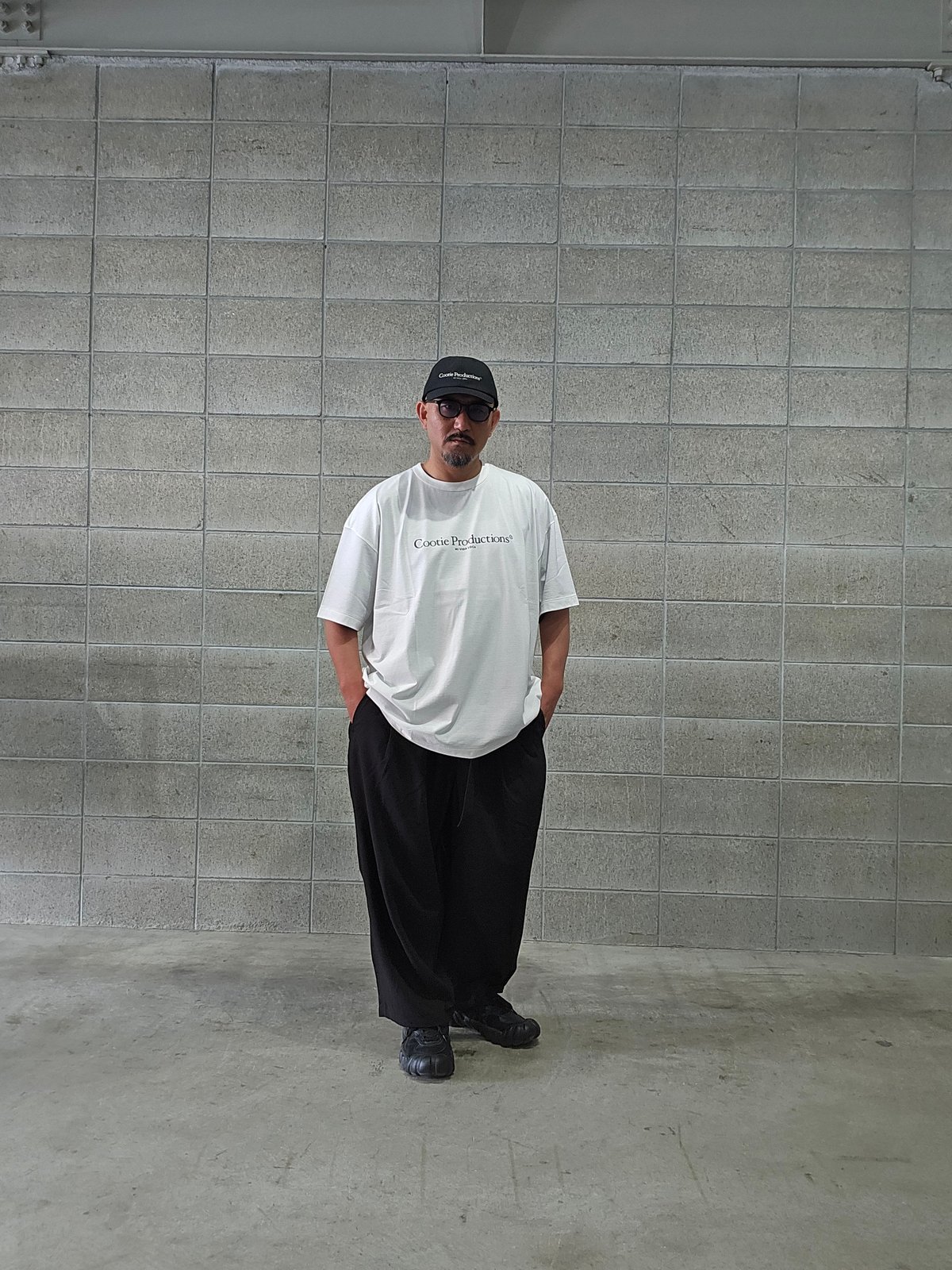 𝐓𝐈𝐆𝐇𝐓𝐁𝐎𝐎𝐓𝐇 | TBPR / TRO BAGGY SLACKS | Black |