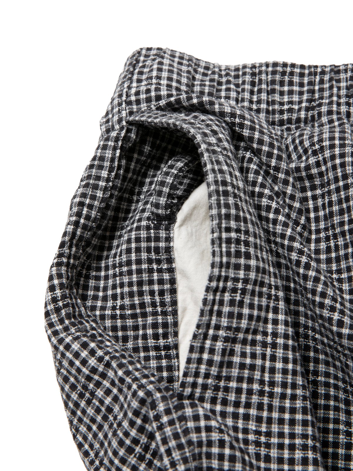 COOTIE | Dobby Gingham Check Easy Shorts | Blac