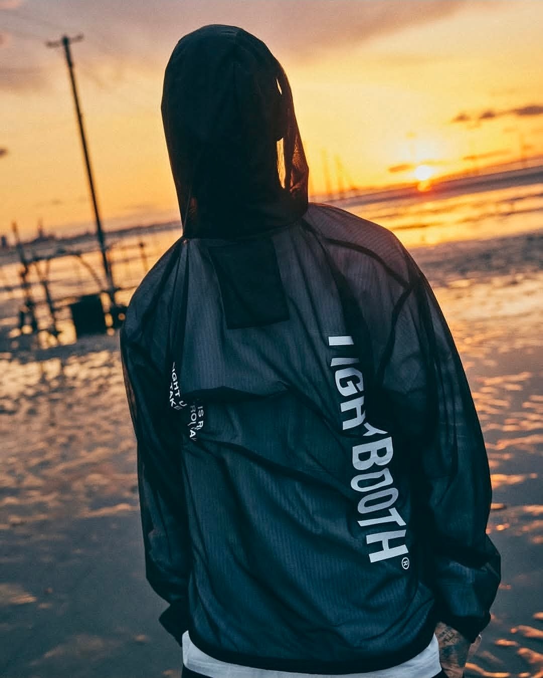 𝐓𝐈𝐆𝐇𝐓𝐁𝐎𝐎𝐓𝐇 | TBPR / LABEL LOGO SHEER PARKA | Bl