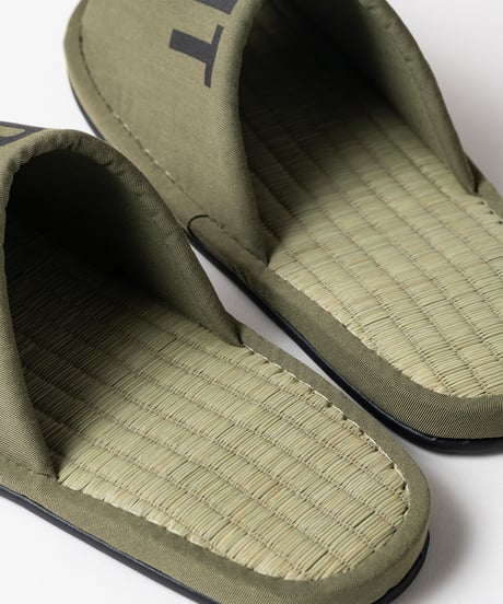 TIGHTBOOTH | BIG LABEL ROOM SANDAL | Olive