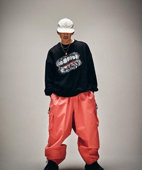 TIGHTBOOTH | GRILLS CREW SWEAT | BLACK