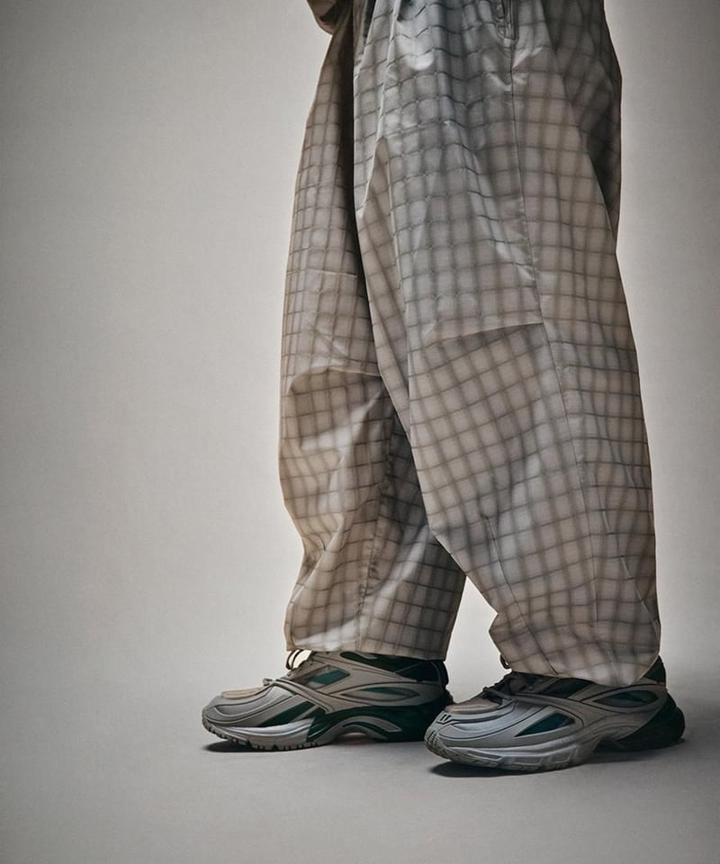 TIGHTBOOTH | PLAID LIGHT BALLOON PANTS | GREY |