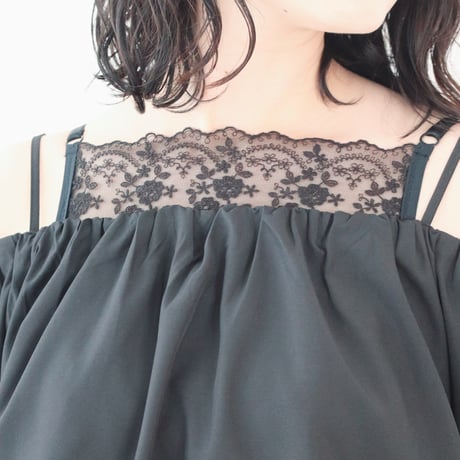 GW値下げ☆エディション☆エンブロイダリー 残りわずか｜再入荷なし〉フラワーエンブロイダリーTee(1 WHITE