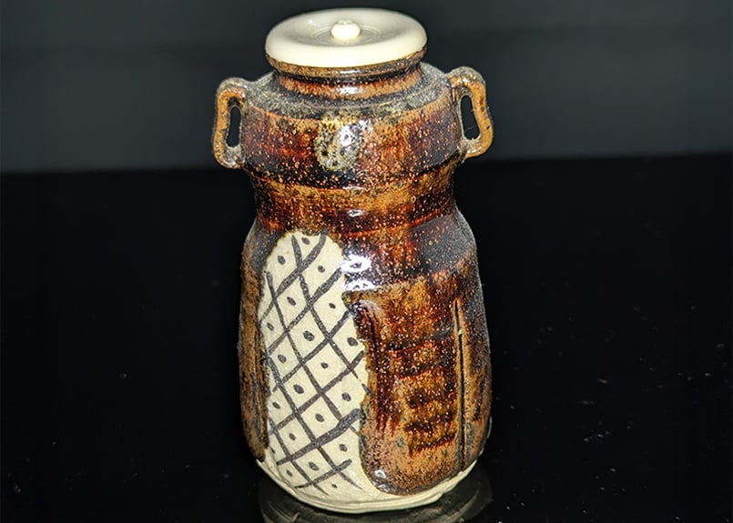 耳付織部茶入 | 浦和 茶道具つかもと｜オンラインショップ｜茶道具の