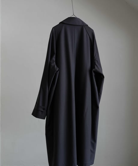 KANEMASA PHIL. "46G Solaro Raglan Coat"
