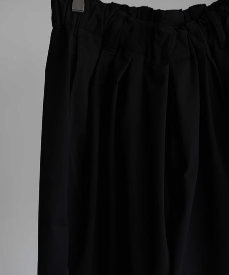 nonnotte "Pleat Dock Shorts Trousers"