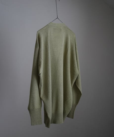 Olde H & Daughter "Linen Silk Plain Stitch V Neck C/D"