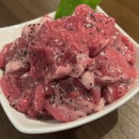 【ジンギスカンの名店】ラムグチカズヤ 塩ラム肩ロース 200g｜札幌行列店の人気No.1ジンギスカン