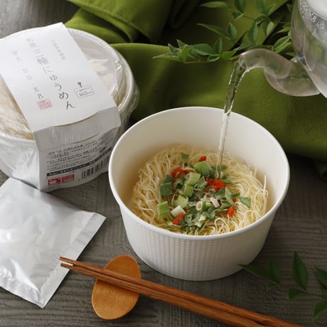 カップ入り　即席にゅうめん　倭の香（1個）