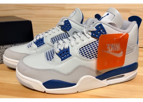 ナイキ AIR JORDAN 4 RETORO インダストリアルブルー　メンズスニーカー　26.5㎝