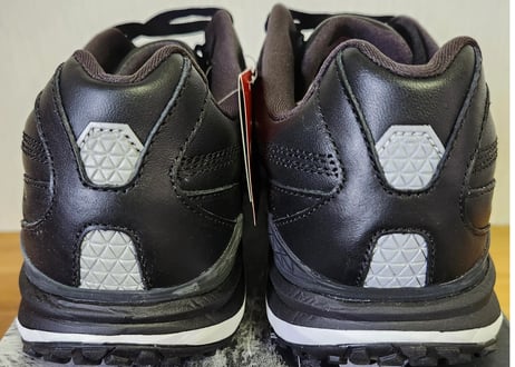 ノースフェイス　THE NORTH FACE　トレイルランニングメンズスニーカー　黒　26.5㎝