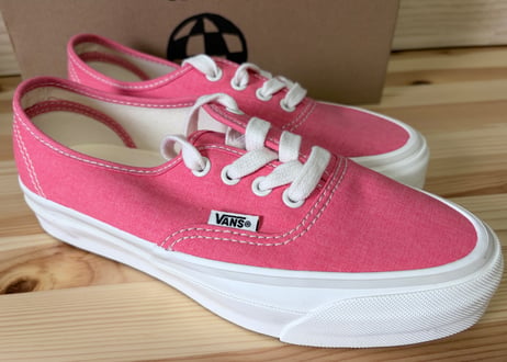 バンズ　VANS オーセンティック　リシュー44 レディーススニーカー　SALT WASH ピンク 23.5cm