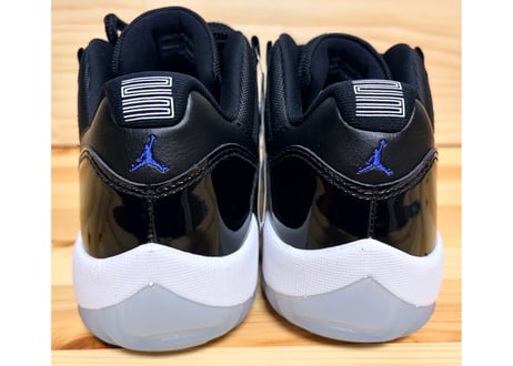 ナイキ　エアージョーダン11 レトロロー　メンズスニーカー 26.5㎝　黒/白/青