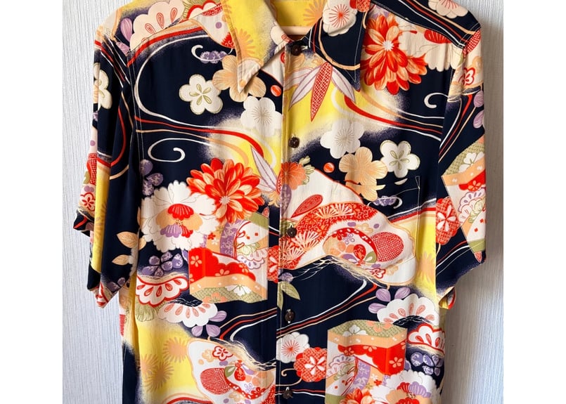 サンサーフ Sun Surf KING SMITH KIMONO DESIGN アロハシャツ着