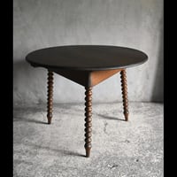ターニングレッグテーブル