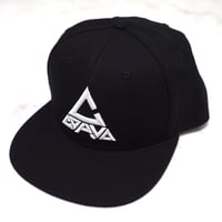 CORVO 3D LOGO SNAPBACK CAP(Black × White)