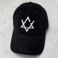 SIGNATURE CORDUROY CAP