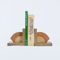 Bookend