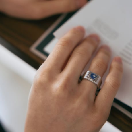 Midnight Bloom Ring