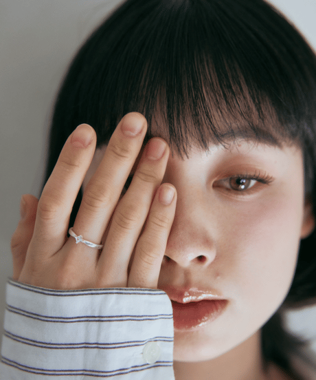Still Moon Ring