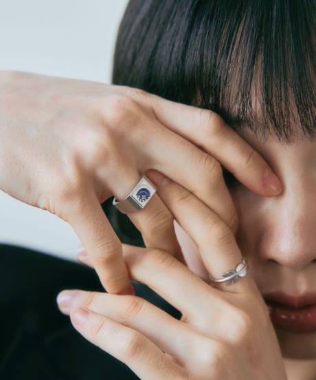 Midnight Bloom Ring