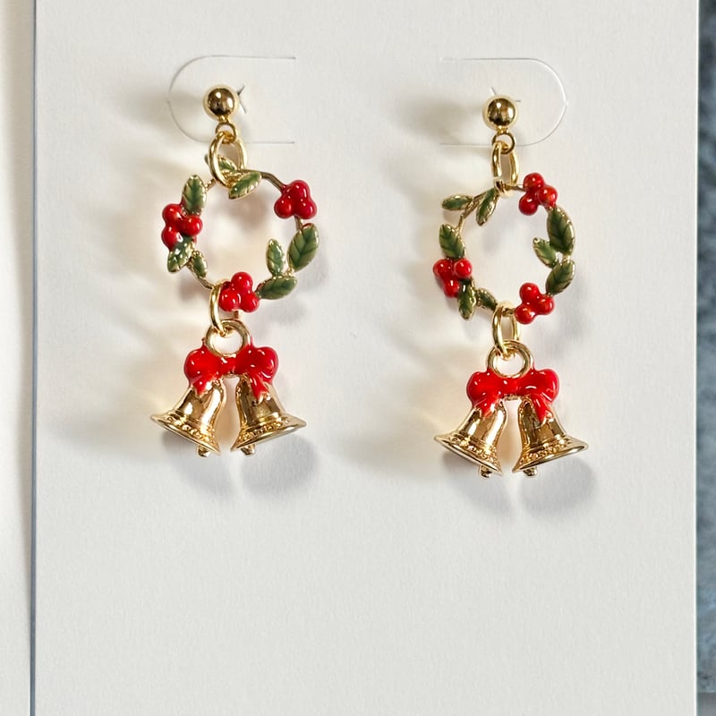 リンリン響くクリスマスベルピアス | Smalie Craft