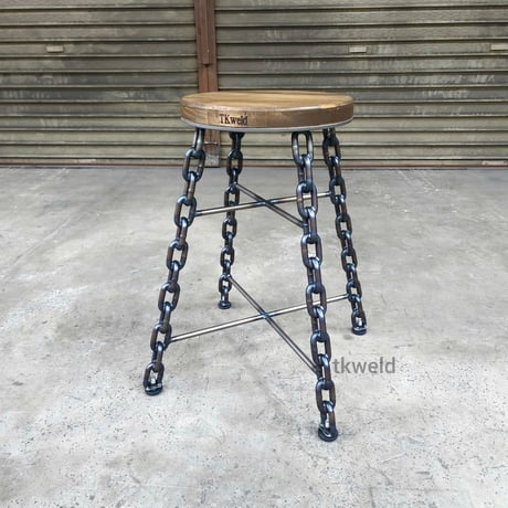 chain stool 1