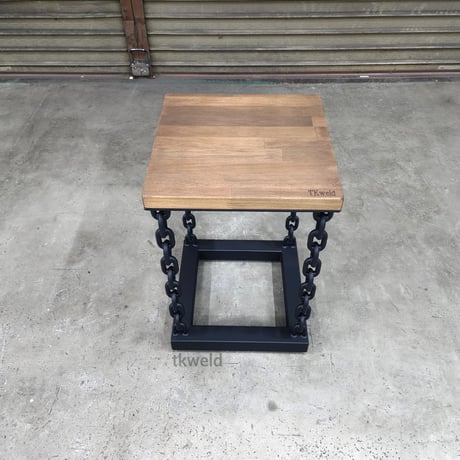 chain stool 2