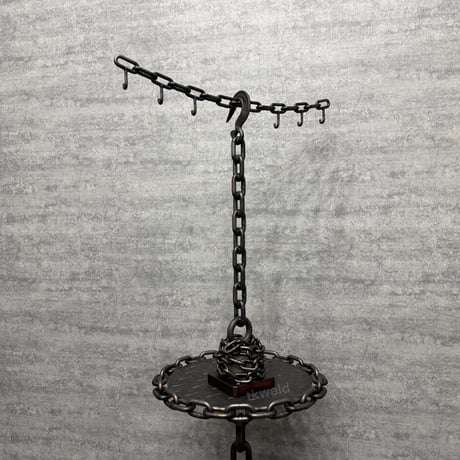 necklace stand