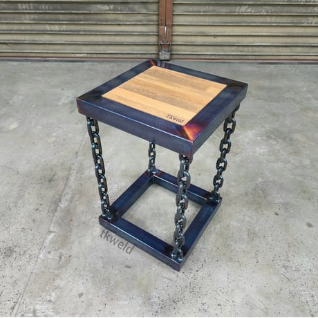 chain stool 3