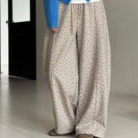 Floral Fleece Pants｜フラワープリント裏起毛ワイドパンツ（2color）　HC1027