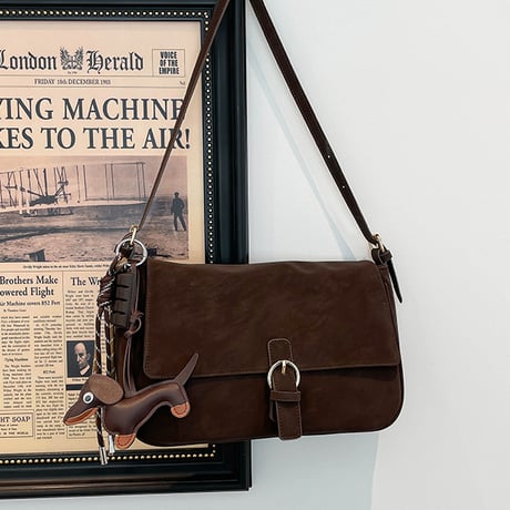 Retro Buckle Shoulder Bag｜チャーム付きレトロバックルショルダーバッグ（4color）　 HH1000