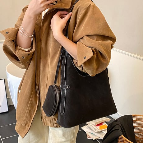 Curve Bucket Bag｜カーブバケットショルダーバッグ（3color）　 HH1011