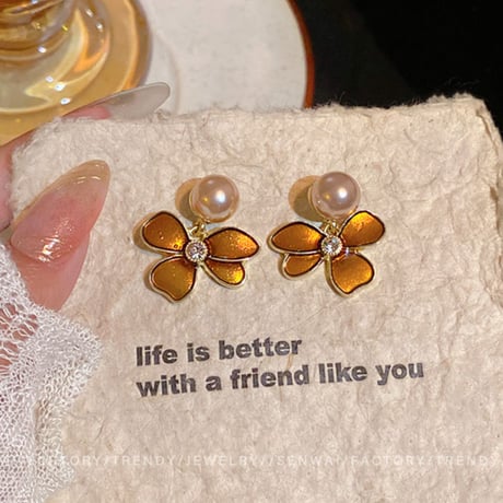 Amber Flower Pearl Stud Earrings｜アンバーフラワーパールスタッドピアス　HI1032