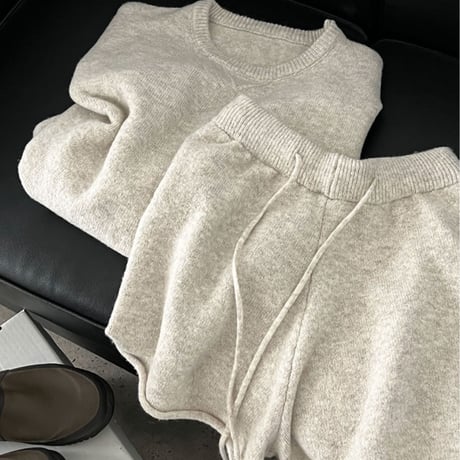 Soft Knit Relax Set｜ソフトニットトップス＆ショートパンツセットアップ（2color）　HF1017