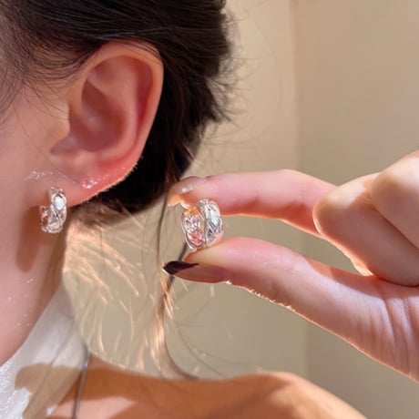 Quilted Minimal Hoop Earrings｜キルティング調ミニマルフープピアス（2color）　HI1013